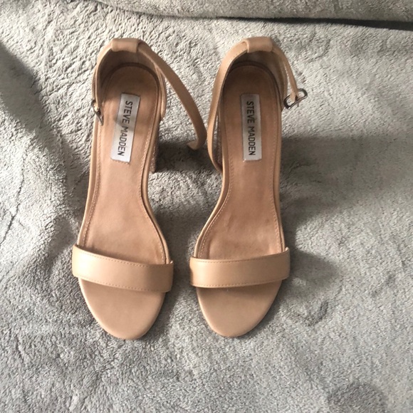 Steve Madden Carson heels - Picture 2 of 5